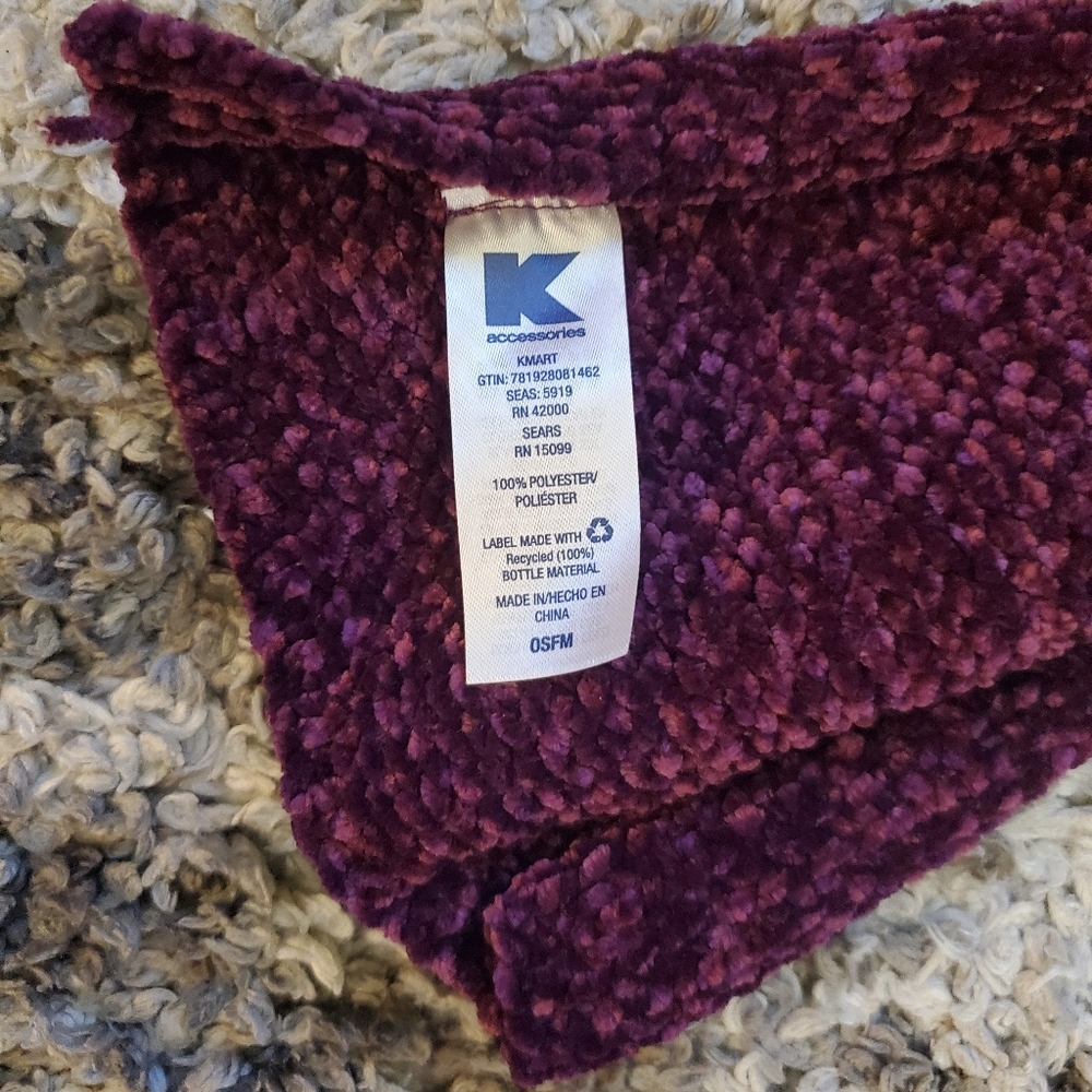 Scarf - Picture 2 of 2